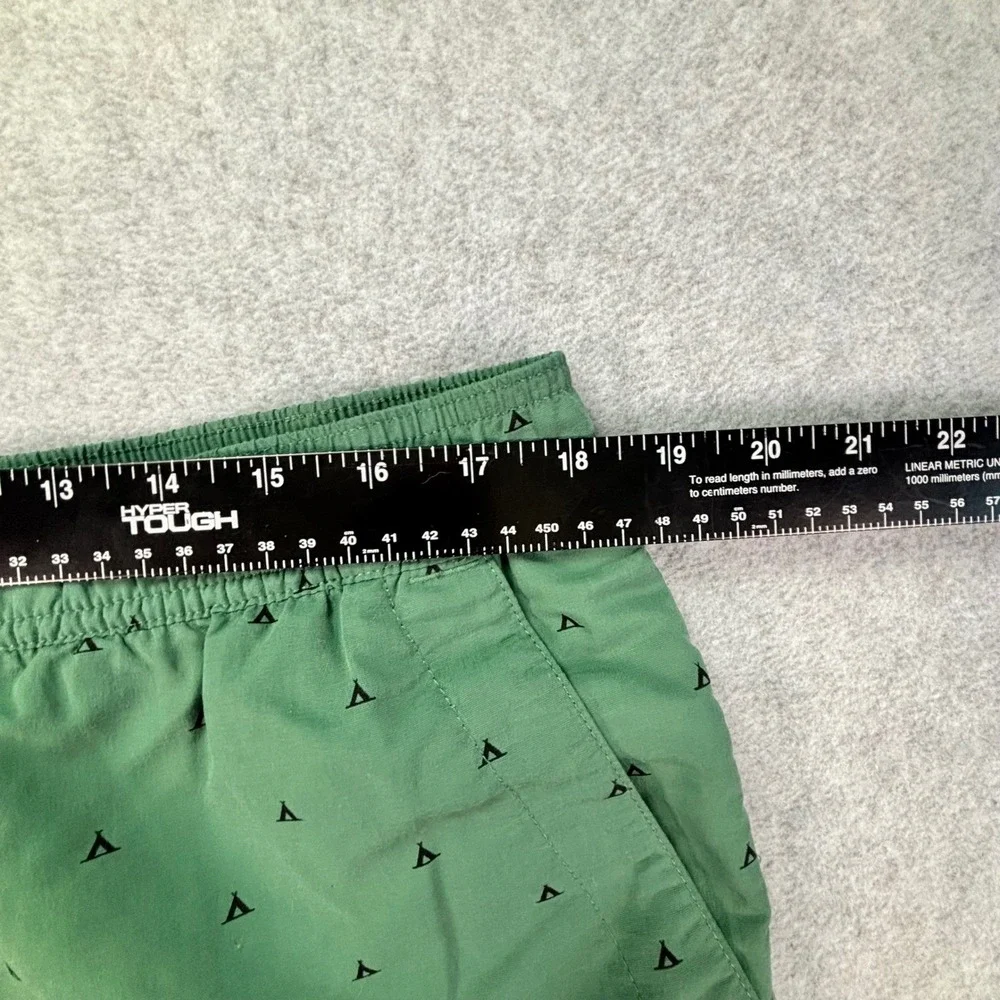 The North Face Shorts Mens XL Green Tent Print Nylon Mesh Lined‎ NF0A2UNJ
